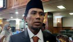 Ketua DPRD Kutim, Jimmy